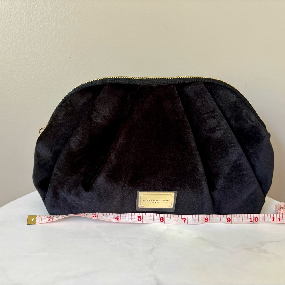 Dolce & Gabbana Black Velvet Cosmetic Bag - Picture 2 of 3